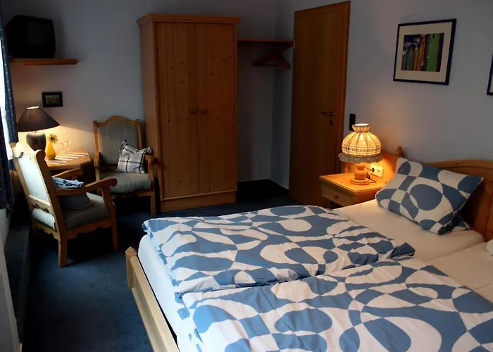 Värdshus Zur Hohen Hunau *